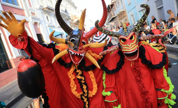 «CARNAVAL, SALSA… Y ARITMÉTICA CREATIVA»