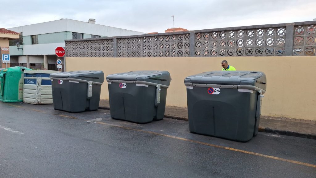 TELDE INCORPORA 150 NUEVOS CONTENEDORES SIN COSTE GRACIAS A UN ACUERDO CON EL GOBIERNO DE CANARIAS Y ECOEMBES