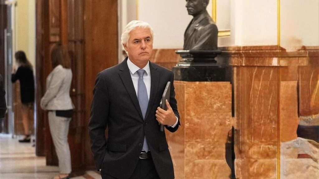 CARLOS SÁNCHEZ, EL ELEGIDO: EL PP DE GRAN CANARIA SIGUE EN MODO “GESTORA Y AMIGOS”