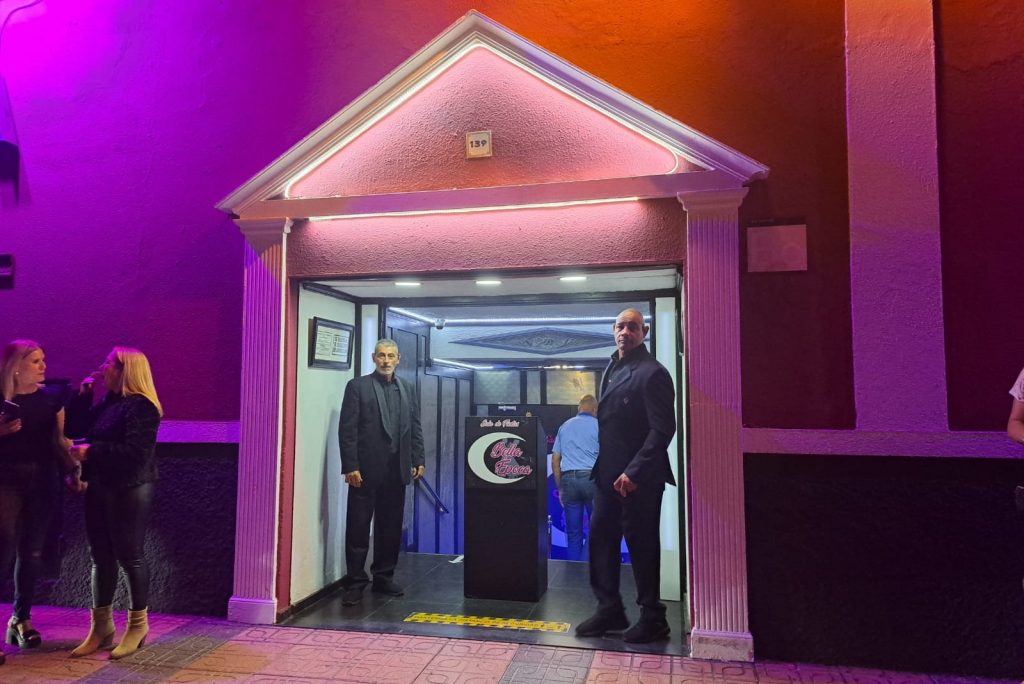 ESTE SÁBADO EN LA SALA DE FIESTAS LA ‘BELLA ÉPOCA’ DE TELDE ACTUARÁN ‘EN CLAVE MUSICAL’ Y ‘HACHÉ TAMARINDOS’