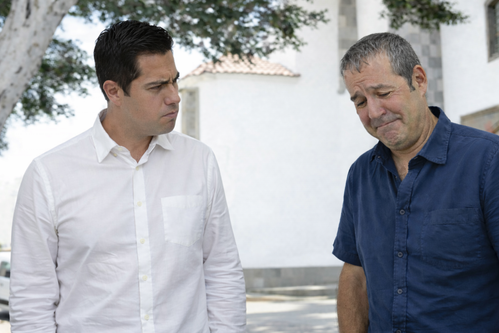 ALEJANDRO RAMOS (PSOE) A IVÁN SÁNCHEZ (PP): «USTED HA PASADO DEL NARANJA AL AZUL, Y AL VERDE SIN PONERSE ROJO»